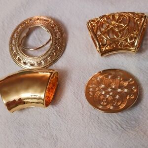 Elegant Gold-Tone Jewelry Set